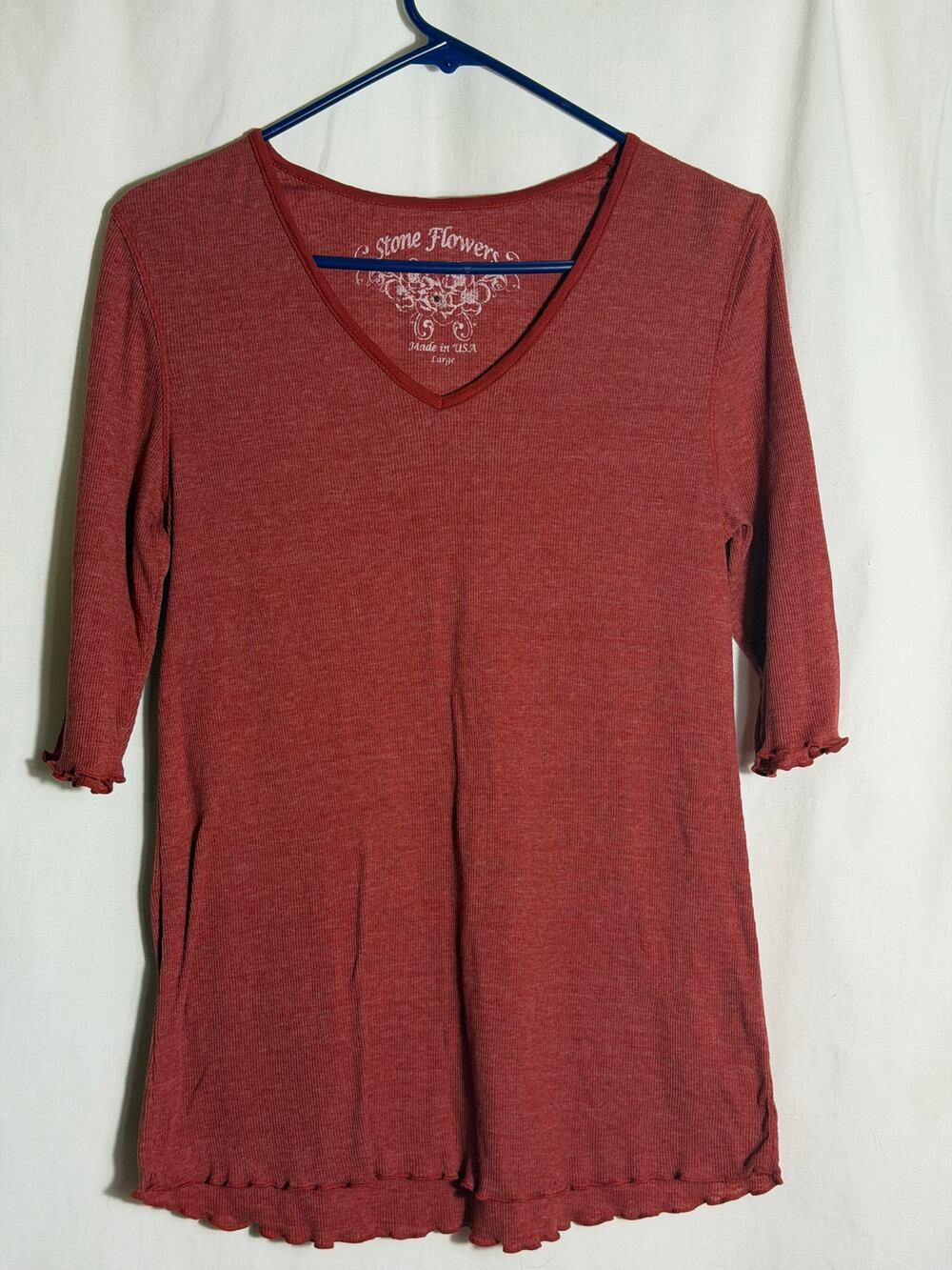 Stone Flowers Ribbed V Neck Top Women's Large Rust Made in USA 3/4 Sleeve Boho